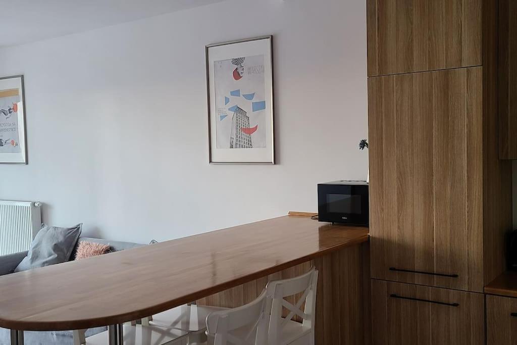 Wellsituated 1 Bedroom Condo In Warsaw Freeparking Varsóvia Exterior foto